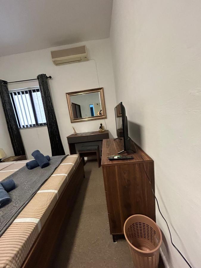 Boutique Rooms Слима Экстерьер фото
